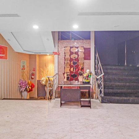 Hotel Collection O Seven Heaven Nueva Delhi Exterior foto
