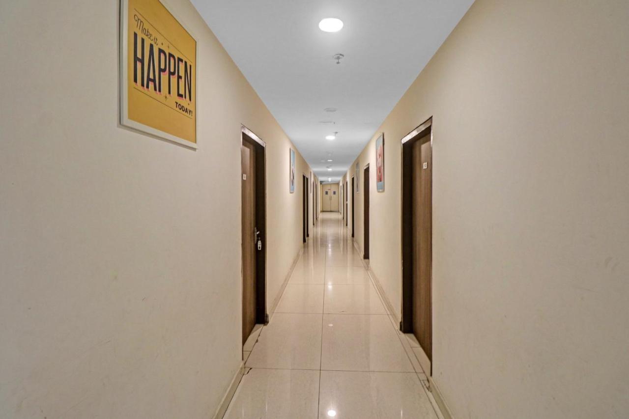 Hotel Collection O Seven Heaven Nueva Delhi Exterior foto